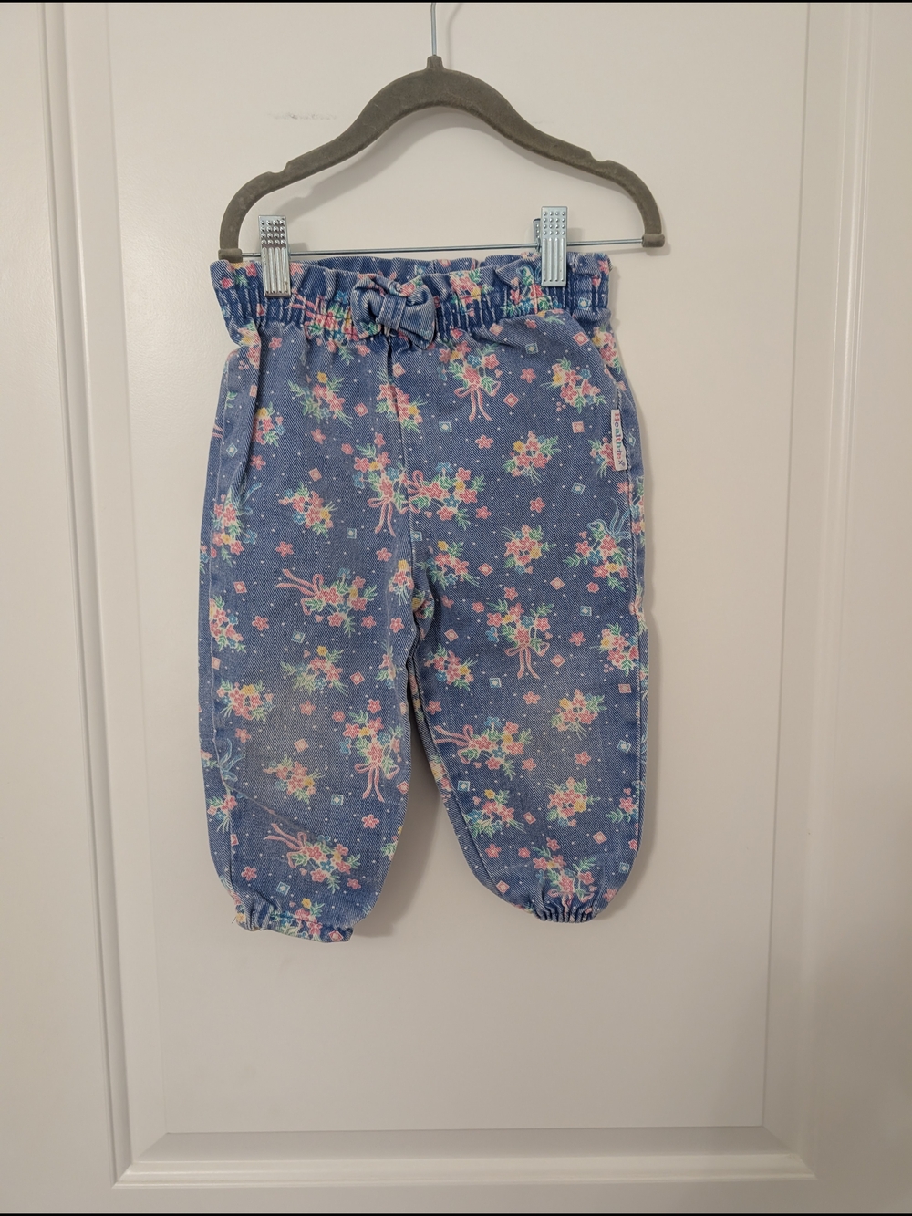 Vintage healthtex Denim Joggers with Floral And  Bow Accent Size 2T Girly